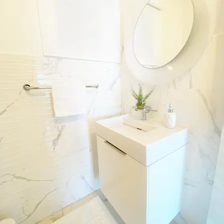 Moro: Beachfront Privacy Trstenik (Dubrovnik-Neretva)