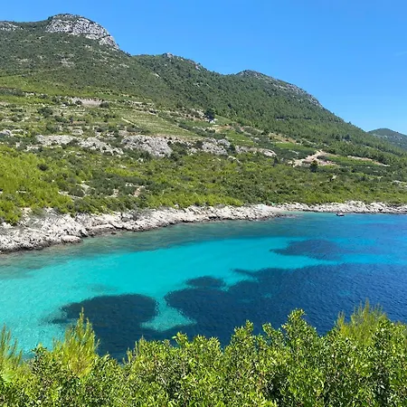 Moro: Beachfront Privacy Trstenik (Dubrovnik-Neretva)